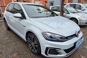 Volkswagen Golf GTE 204cv Full optional DSG