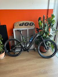 E-MTB CUBE Stereo hybrid 140 tg.XL