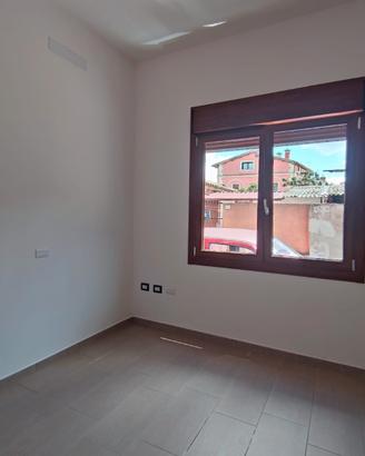 Locale per Studio Medico/Ufficio a Uta Centro