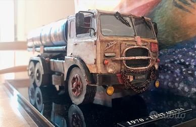 Modellino Fiat 682 N4 autocostruito (papercraft)