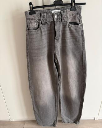 Jeans ampi tipo balloon taglia 36