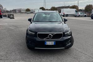 Volvo XC40 1.5 T2 Momentum Core MY21 – Unico Propr