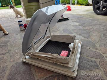 OBLO DOMETIC MINI HEKI 40 x 40 cm
