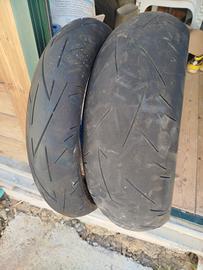 gomme moto