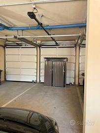 Garage-Box in zona Stazione Di Monza