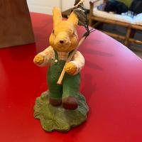 Statuetta coniglio cartapesta