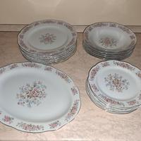 SET PIATTI CERAMICA 