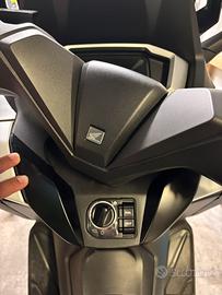 Ricambio scooter honda Forza 350