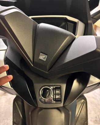 Ricambio scooter honda Forza 350
