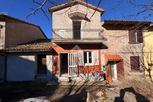 CASA SEMINDIPENDENTE A FOSSATO DI VICO