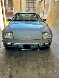 PORSCHE 928 S 1983