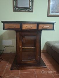 Mobile bar in noce