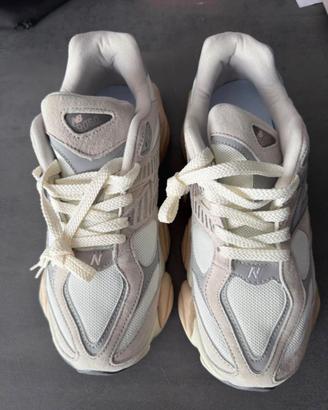 New Balance 9060 N. 42