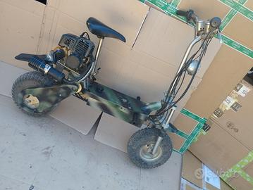 monopattino a motore scoppio 