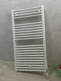 Termoarredo elettrico da bagno IRSAP ARES