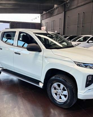 MITSUBISHI L200 2.3 D Double Cab 4x4 Easy Select