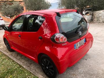 Toyota Aygo 1.0 - 5 porte Active Connect, Tom tom