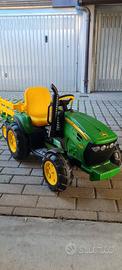 trattore  Peg Perego Ground force John Deere