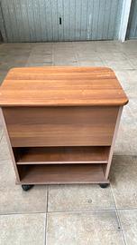 Carrello per stampante o TV