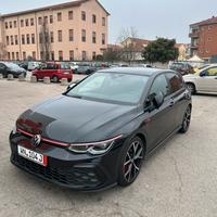 Volkswagen Golf 8 Gti performance 245
