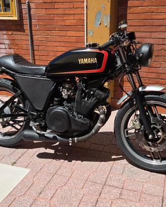 Yamaha XS400 Cafè Racer