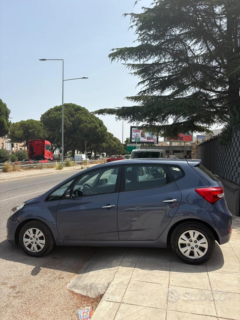 Hyundai Ix20 2013 photo 4