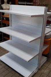 scaffali per negozio 