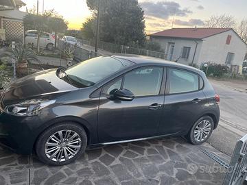 Peugeot 208 Pure Tech 82 5p Allure Benzina/GPL