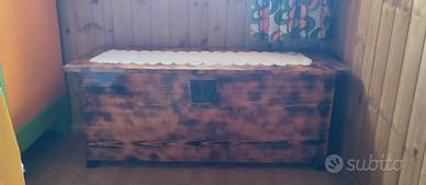 cassapanca in legno