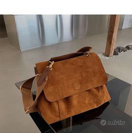 borsa con tracolla scamosciata