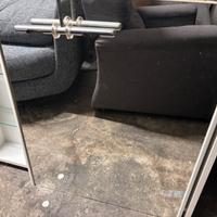 Specchio bagno contenitore