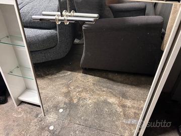 Specchio bagno contenitore