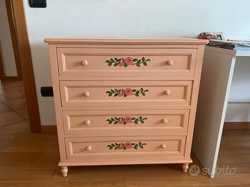 Cassettiera in legno
