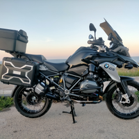 Bmw 1200 gs triple black