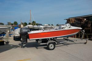 Carrello rimorchio nautico 650