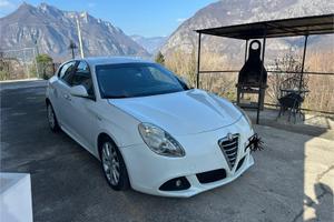 Alfa romeo giulietta  2011