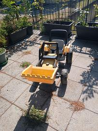 Trattore a pedali peg-perego