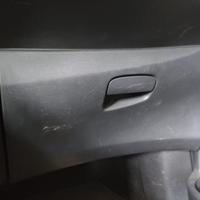 Cassetto portaoggetti CITROEN C3 del 2011