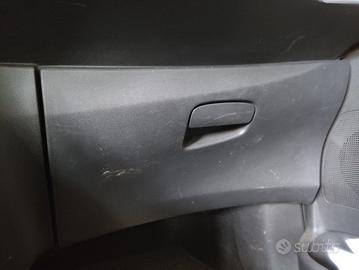 Cassetto portaoggetti CITROEN C3 del 2011