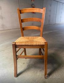 Tavolo in legno +sedie