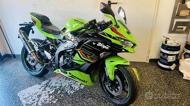 Kawasaki Ninja ZX-4 RR