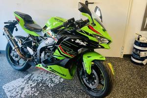 Kawasaki Ninja ZX-4 RR