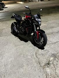 Honda cb 1000r