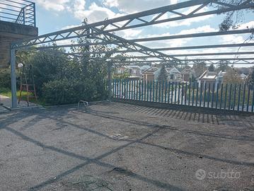 Tettoia asimmetrica zincata a caldo