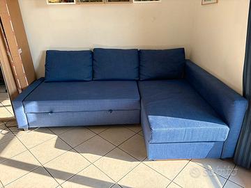 Divano letto con penisola e contenitore