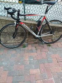 Bici da corsa carrera