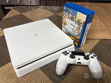 Playstation 4 slim