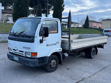 Nissan CabStar maxi lungo