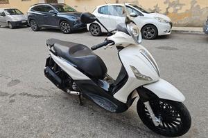 Piaggio Beverly 125