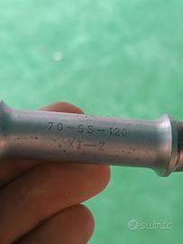 Movimento centrale campagnolo per tripla